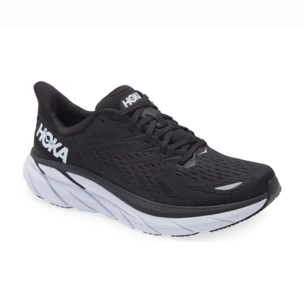 Hoka One One Clifton 8 running shoe black women 9.5 brand new